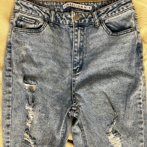 Tinseltown Mom Ripped Jeans,  Woman Size 9